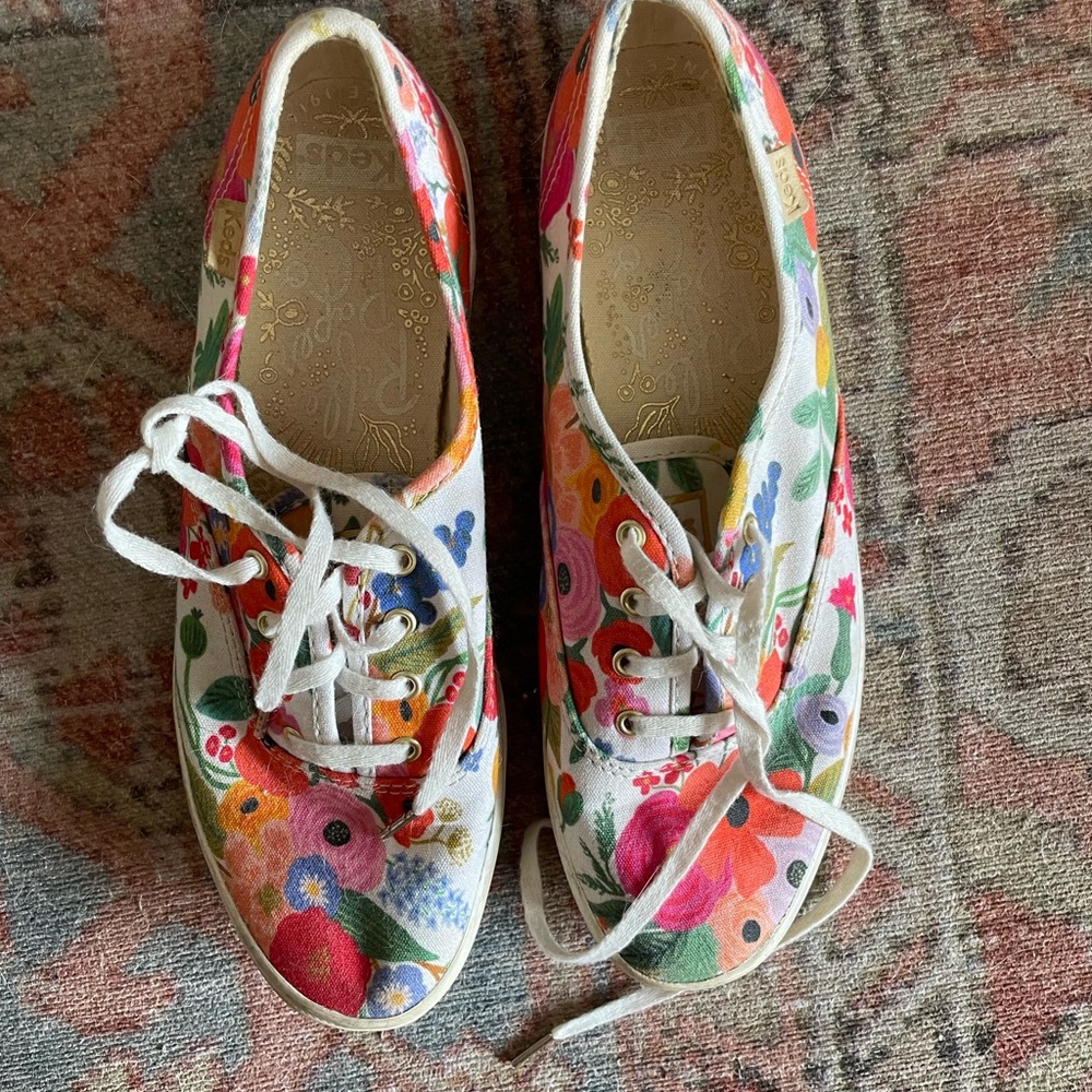 Rifle paper keds size 7 used but good